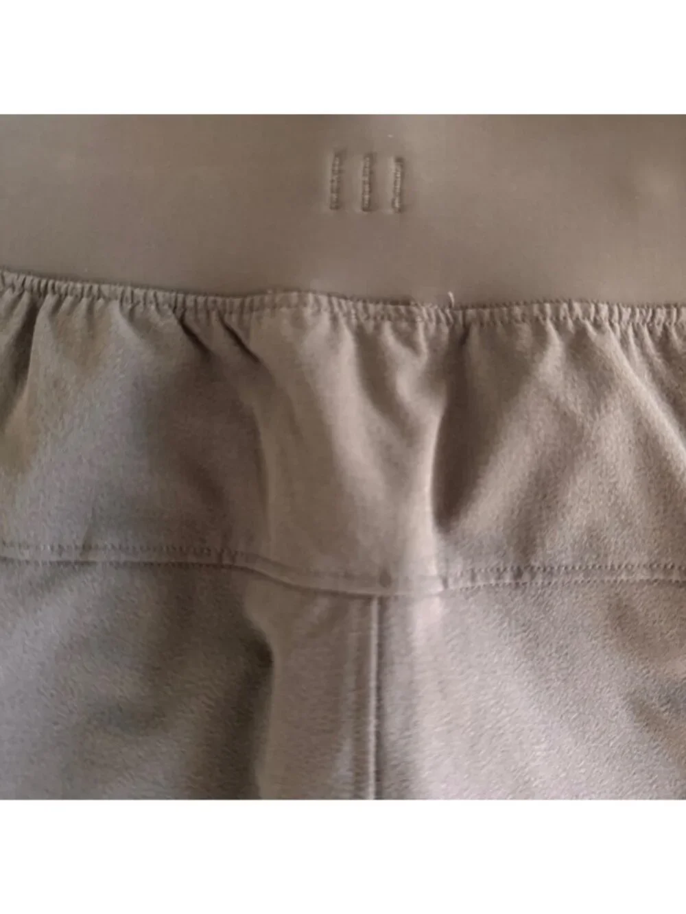 Lululemon Zeroed In Womens Athletic Short Gray XS Lightweight Zip Pocket Running - Picture 11 of 16